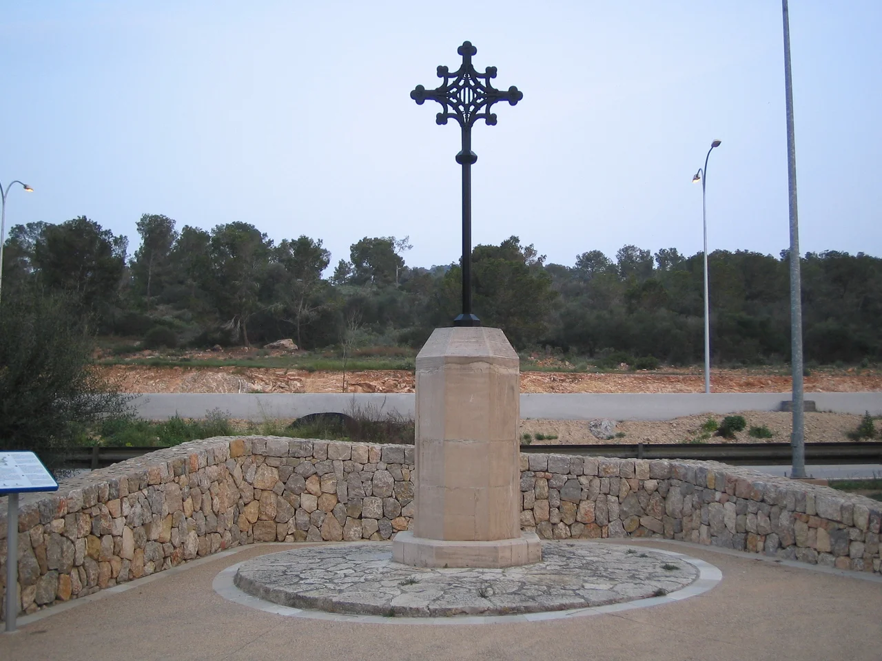 Monument regarding the burial site of the nobility knights that died in battle during the conquer of Mallorca in 1229, Gillem Montcada and his nephew Ramón.